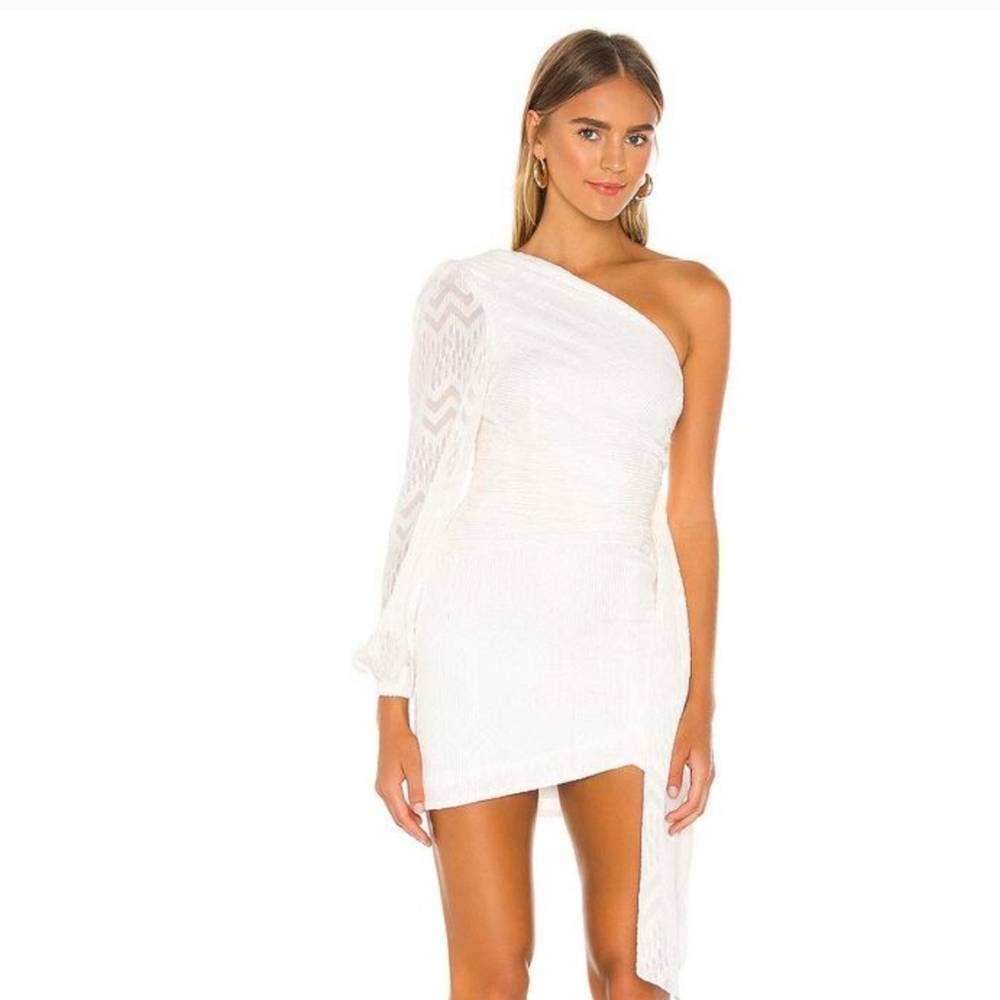 NBD NWT White One-Shoulder Dress